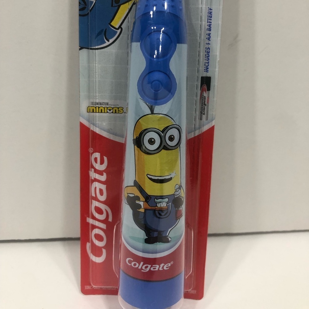 Minions Colgate Kids Toothpaste/Toothbrush - Picture 4 of 11